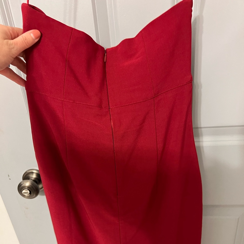 Red Express Strapless Dress 👗